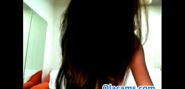  Perfect brunette teen hot dance on webcam
